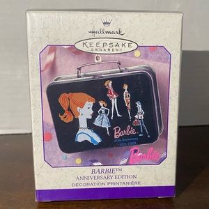 Collectible Hallmark Barbie 40th Anniversary Edition Lunchbox Ornament 1999